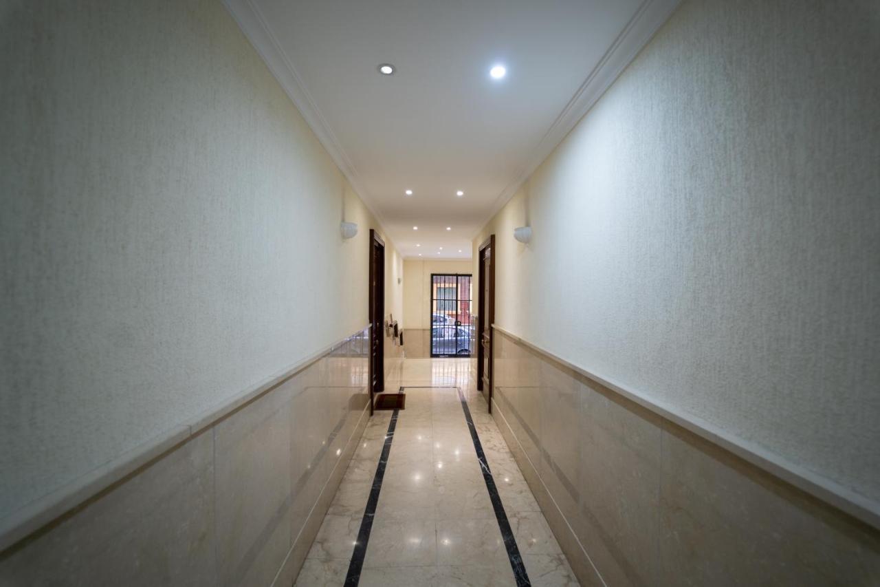 Apartamento Larra Nervión Sevilla Exterior foto
