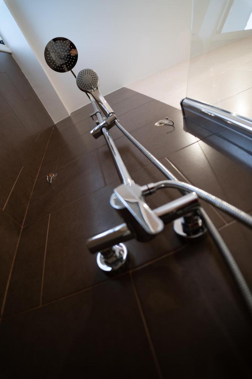 Apartamento Larra Nervión Sevilla Exterior foto